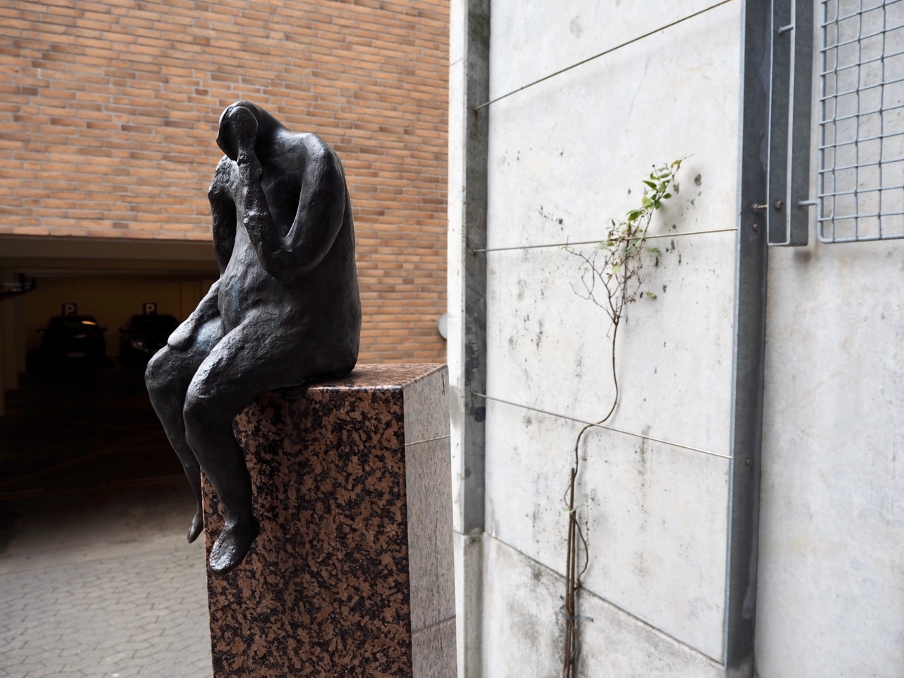 Skulptur_jernbanegade_aalborg