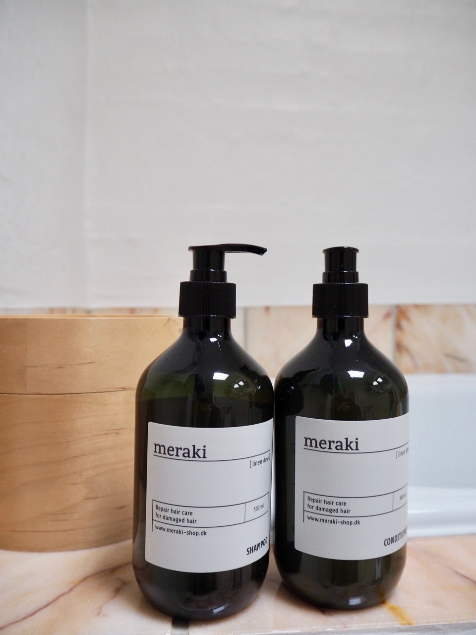 Meraki_shampoo_conditioner